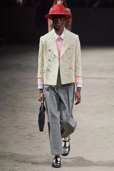 Look 51